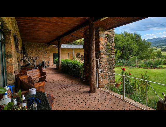 214,138M² FARM FOR SALE IN WELVERDIEND AH
